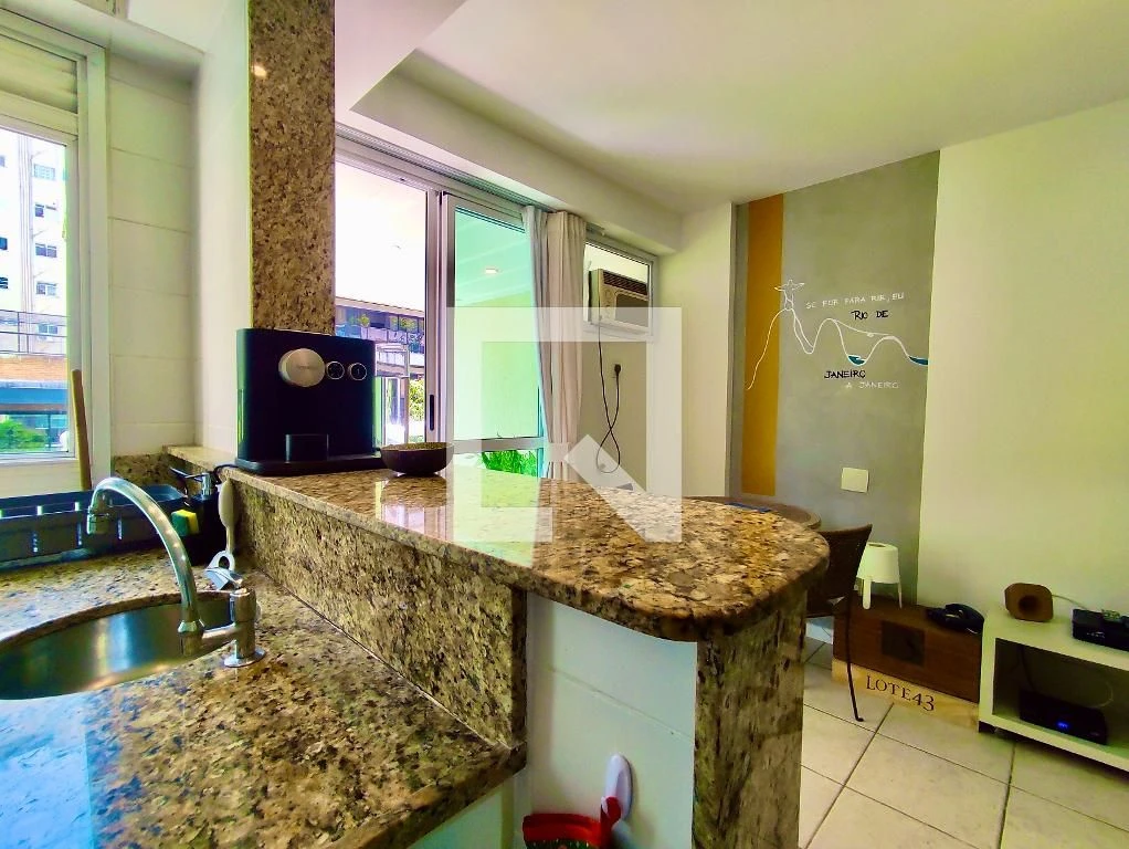 Furnished 1-bedroom apartment with open kitchen — photo 28