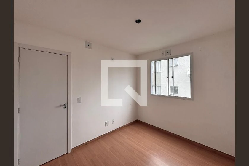2-bedroom apartment with fitted kitchen cabinets — photo 10