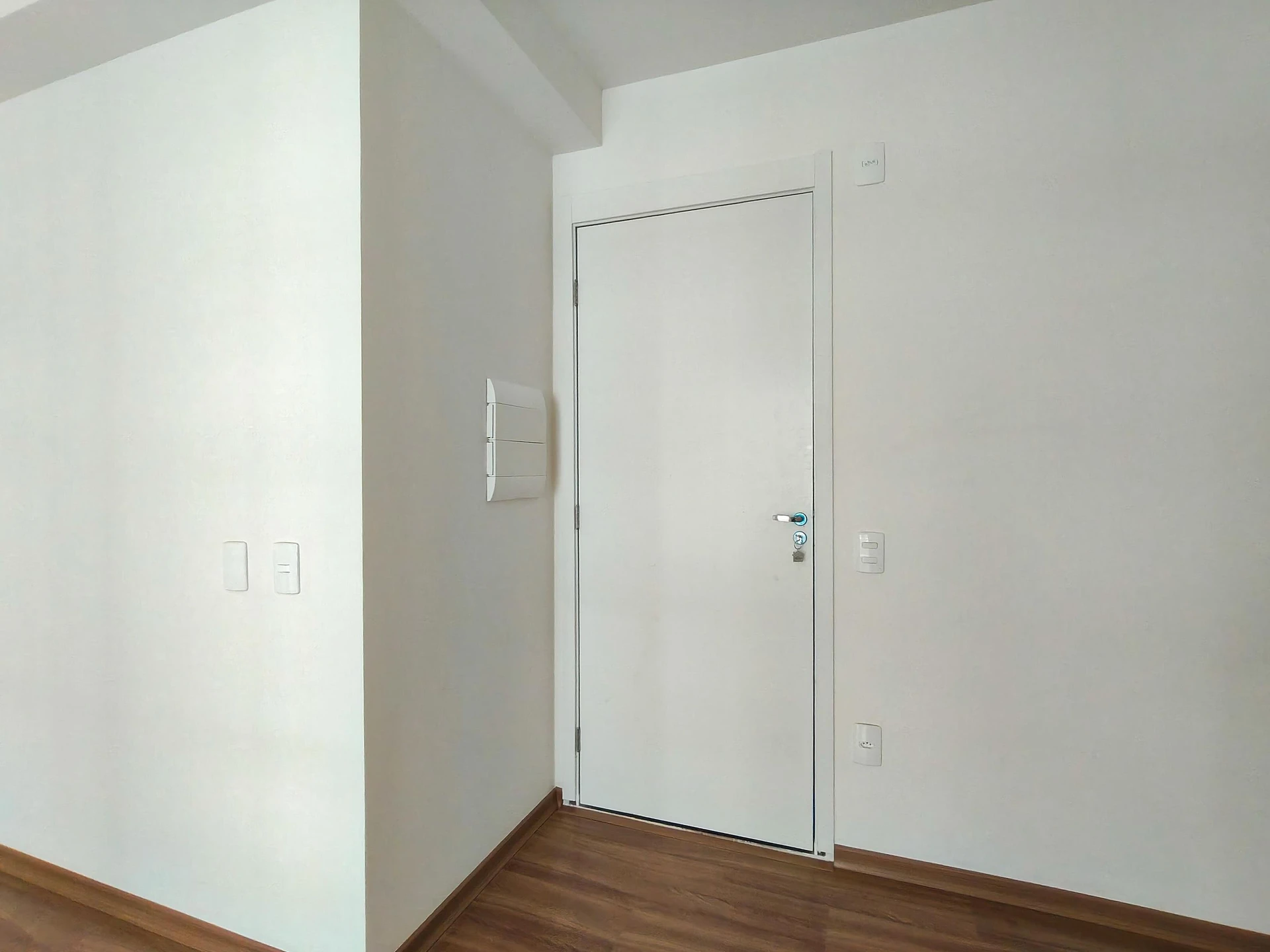 3-bedroom apartment in a building with a sauna — photo 51