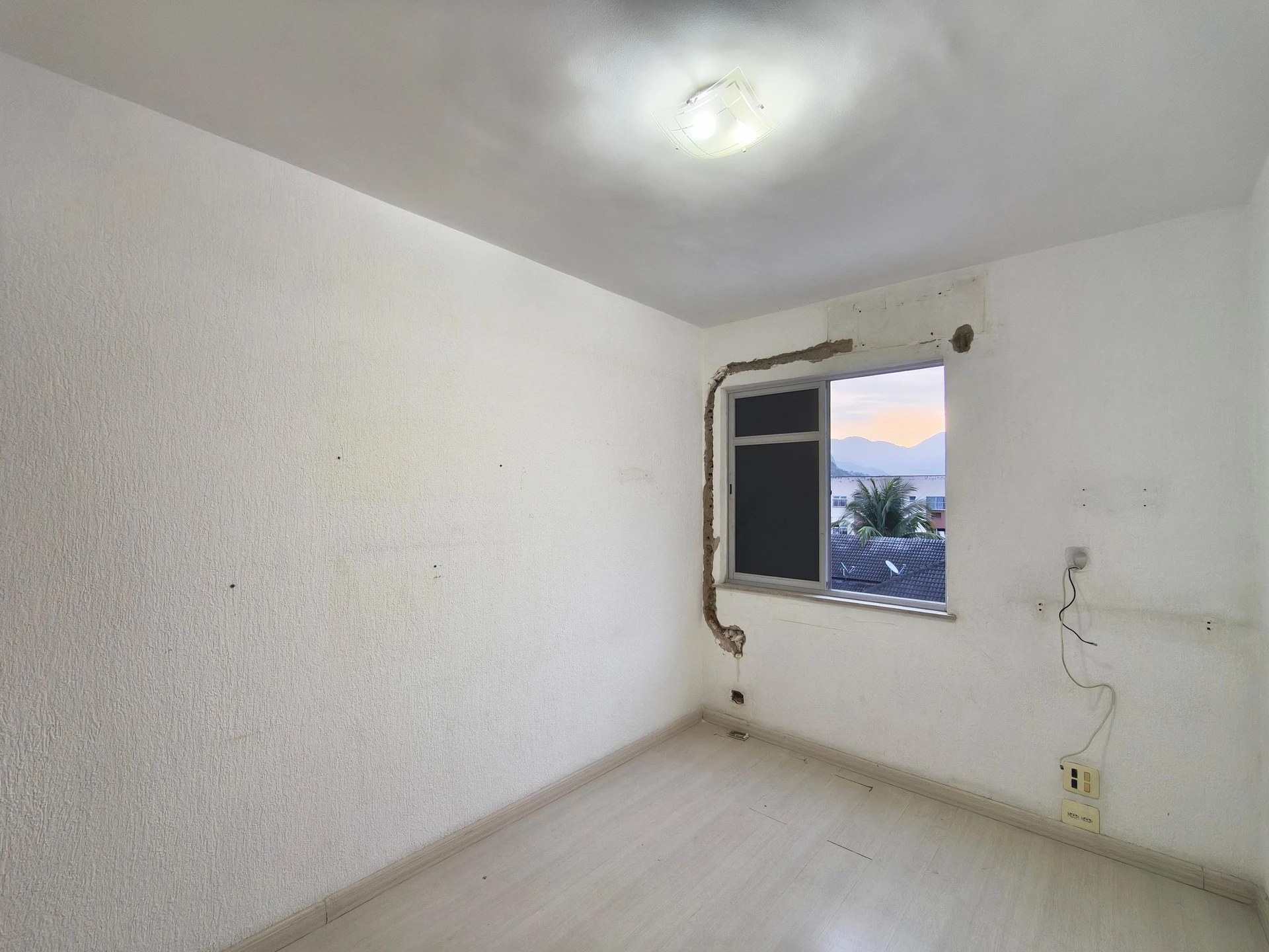 Mountain view in a 2-bedroom apartment, 60 m² — photo 14