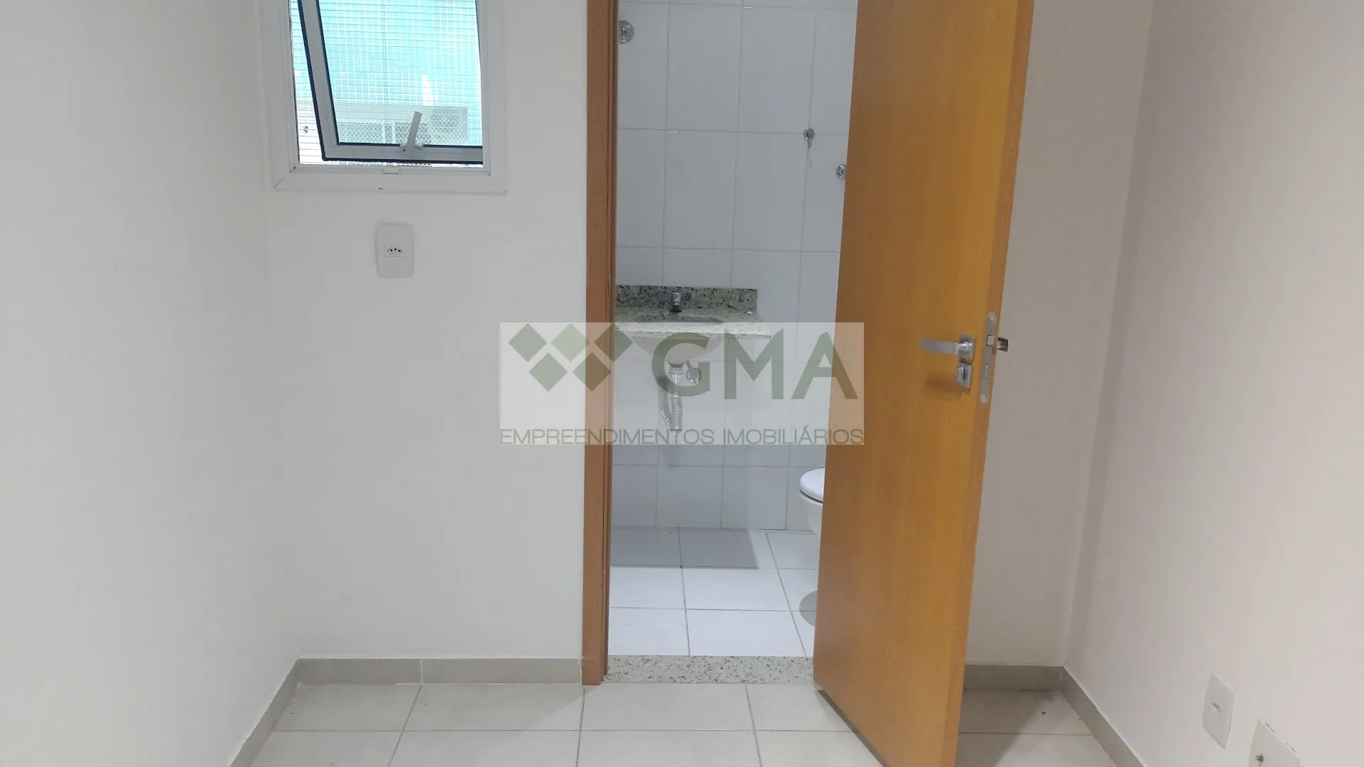 205 m² apartment on the 5th floor with 4 bedrooms — photo 69