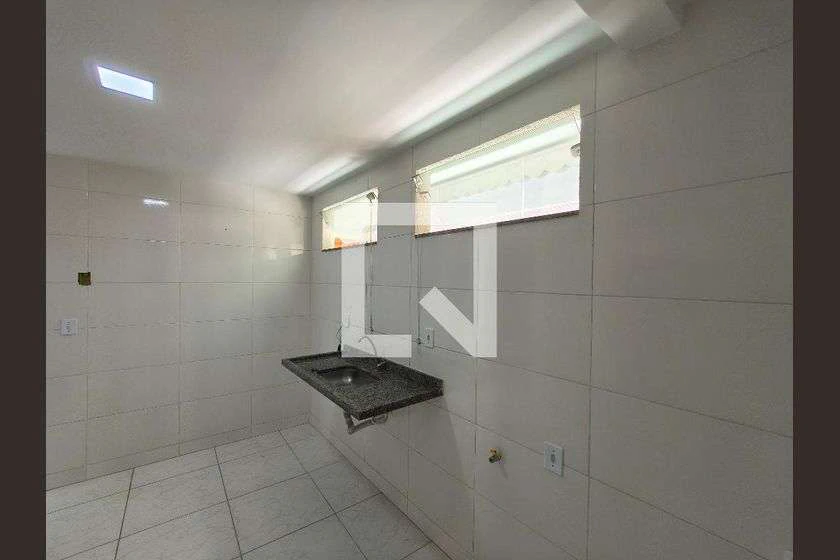 Apartamento de 1 dormitorio con balcón y vistas a las montañas — photo 21