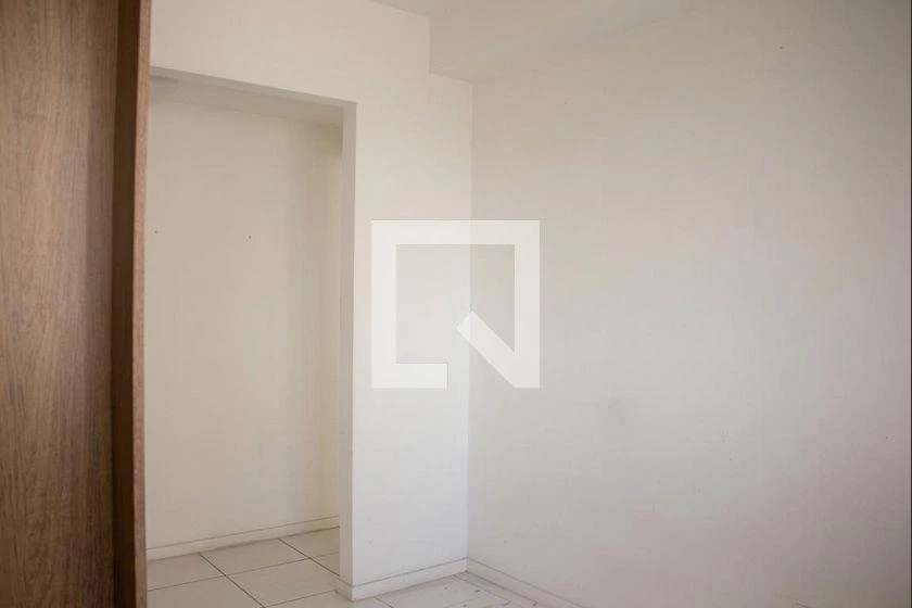 Glass-enclosed balcony in a 2-bedroom apartment, 69 m² — photo 12