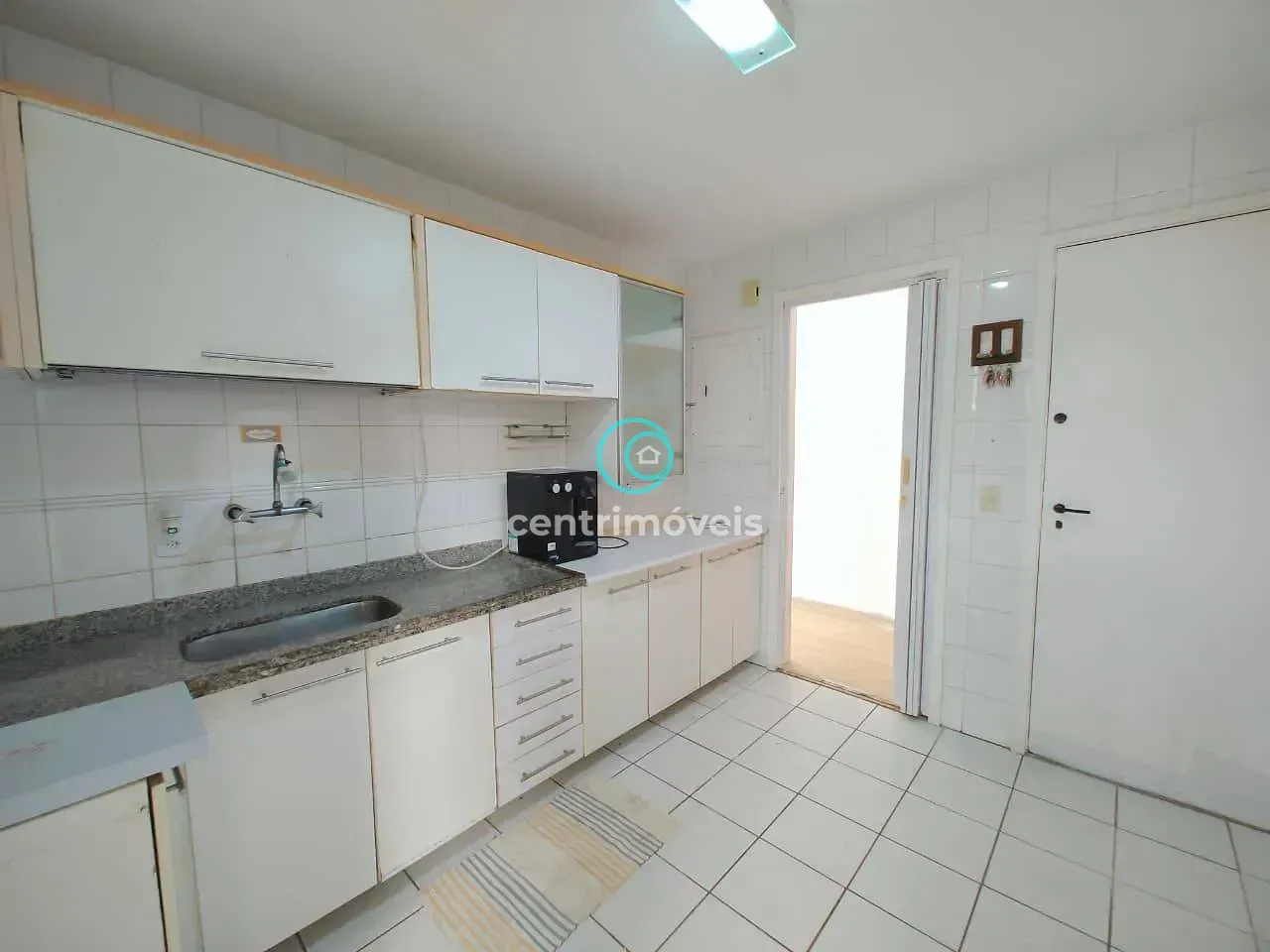 Rental apartment with 3 bedrooms and 1 suite — photo 41