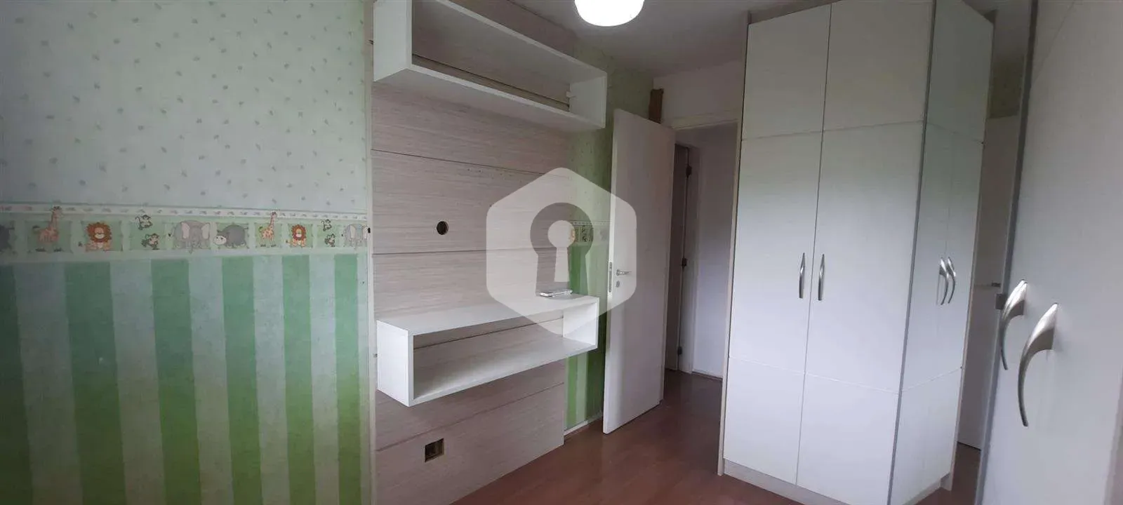 Apartamento de 2 quartos com varanda envidraçada — photo 10