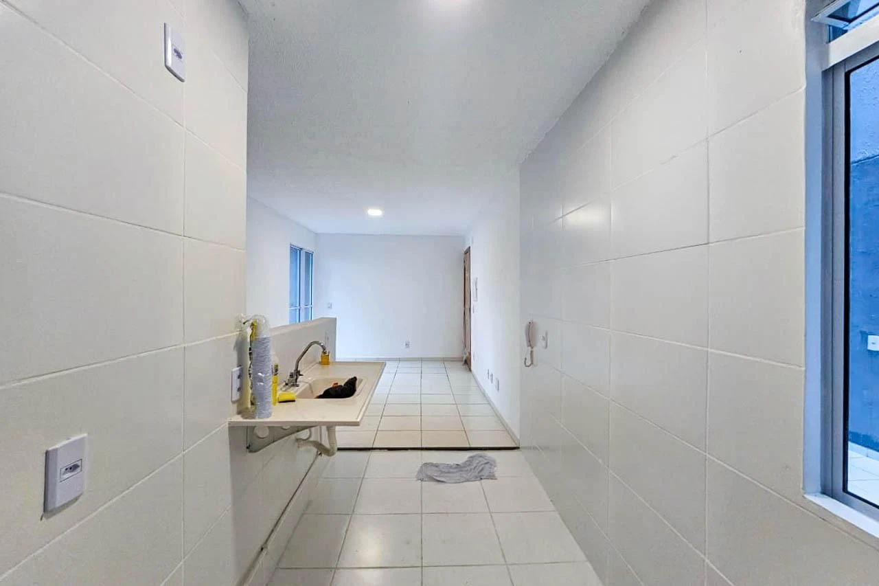 Apartamento de 2 quartos em condomínio com piscina — photo 6