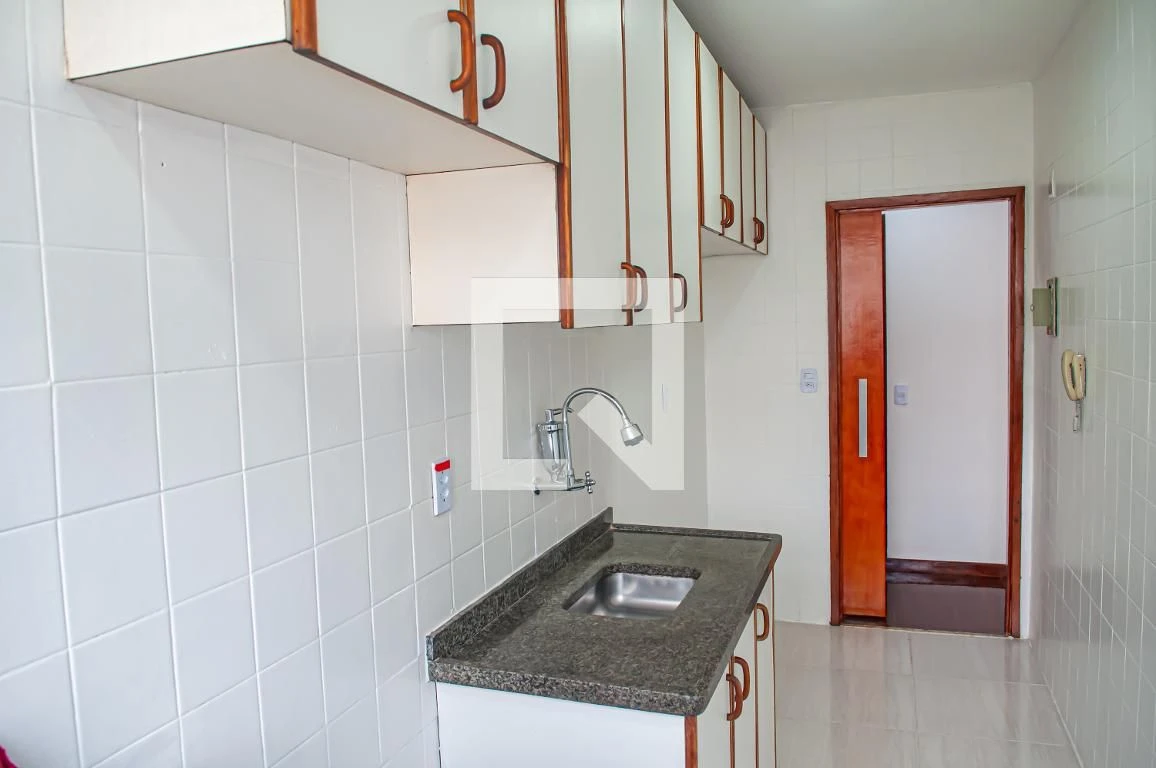 2-bedroom apartment with no parking and private BBQ — photo 23