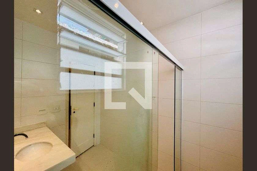 Furnished 2-bedroom apartment with 98 m² — photo 5
