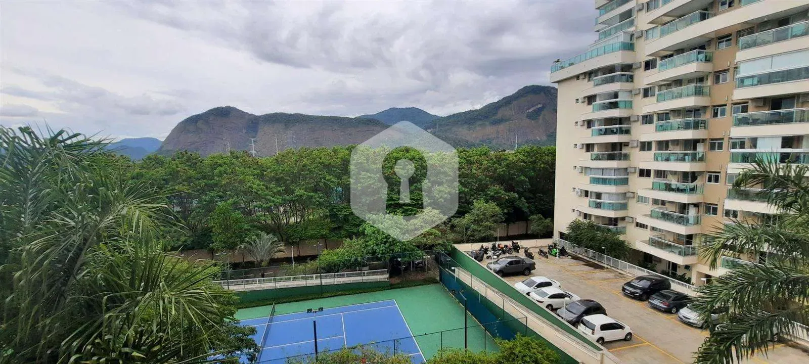 Apartamento de 2 quartos com varanda envidraçada — photo 5