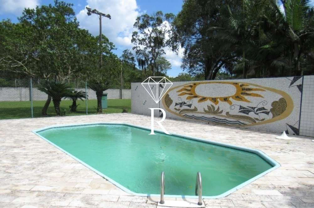 Casa com 5 quartos e jardim privativo — photo 3