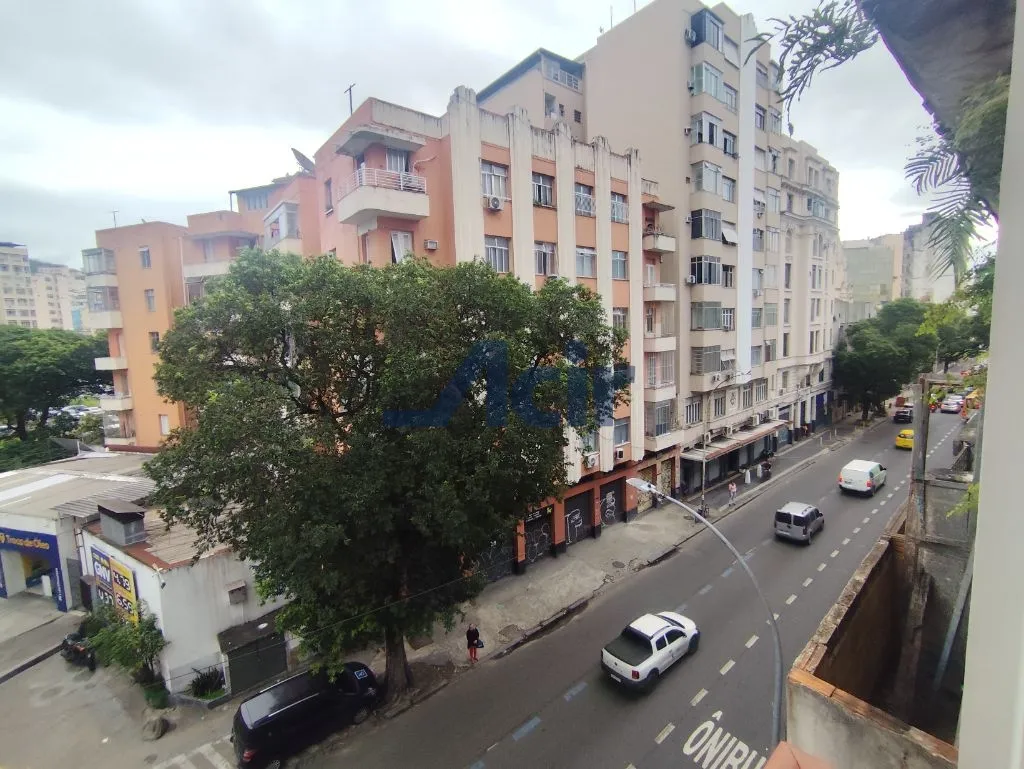 Apartamento de 2 quartos com máquina de lavar, Centro — photo 9