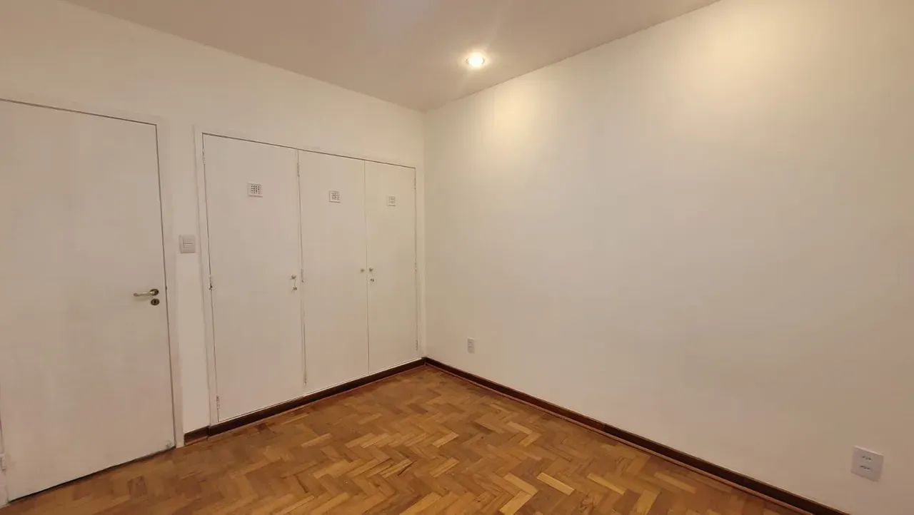 Apartment with 3 bedrooms and a closed gas kitchen — photo 16