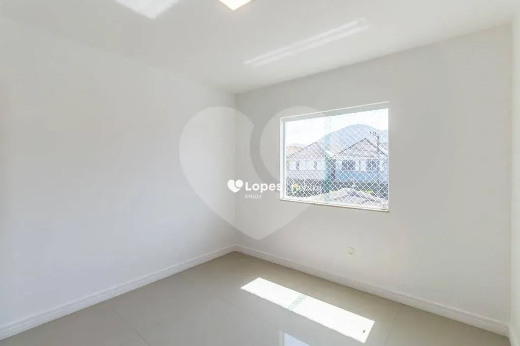 Unfurnished triplex house with 6 en-suite bedrooms and 820 m² — photo 42