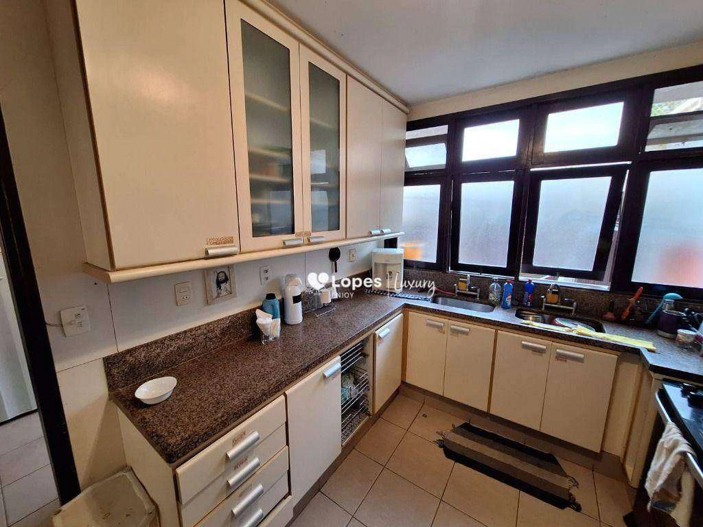 Casa com 6 quartos e 720 m² com piscina e sauna — photo 5