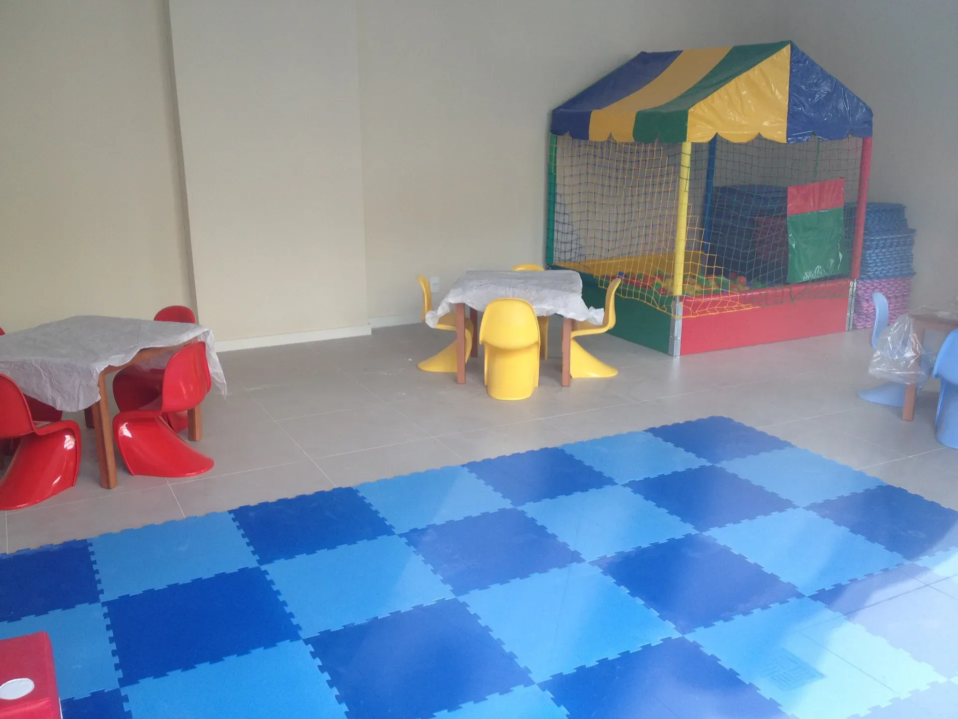 107 m² apartment with 4 bedrooms and 2 parking spaces — photo 28