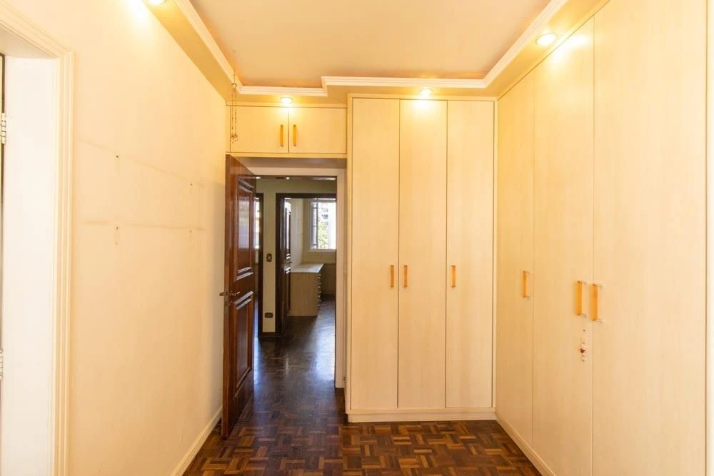 Departamento de 4 dormitorios con bañera en Curitiba — photo 6