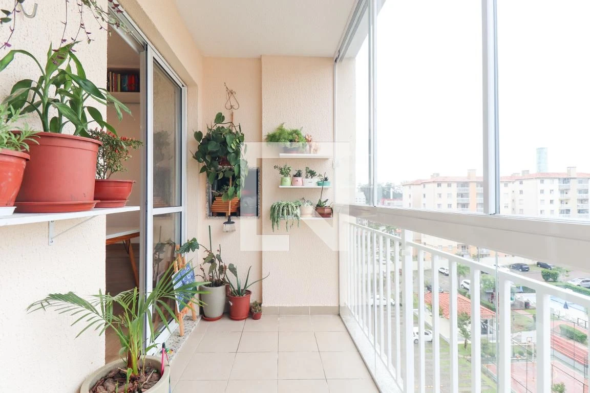 2-bedroom apartment with a glass-enclosed balcony — photo 25