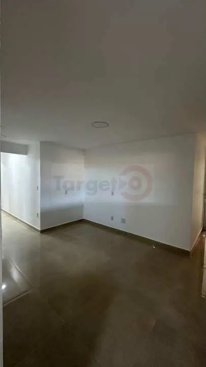 Apartment with 2 bedrooms and 3 bathrooms — photo 9