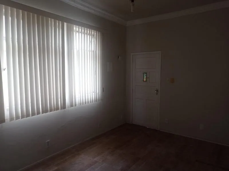 Residential house with 3 bedrooms and a balcony — photo 3