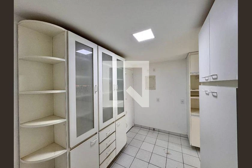 Apartamento de 172 m² com 4 quartos e 2 vagas — photo 32