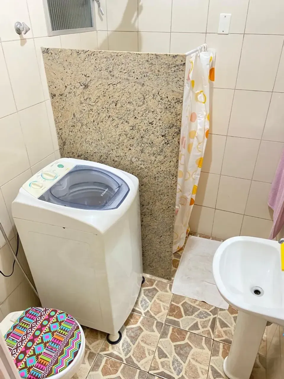 Furnished 1-bedroom apartment with a gas stove — photo 11