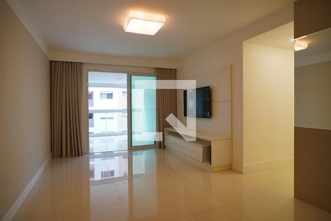 Apartment, 130 m², with floor-to-ceiling windows — photo 4
