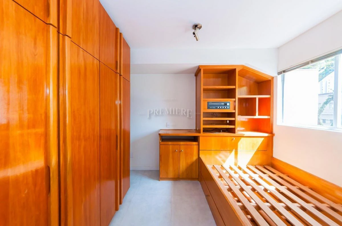 Furnished one-bedroom, 38 m² apartment in Curitiba — photo 12