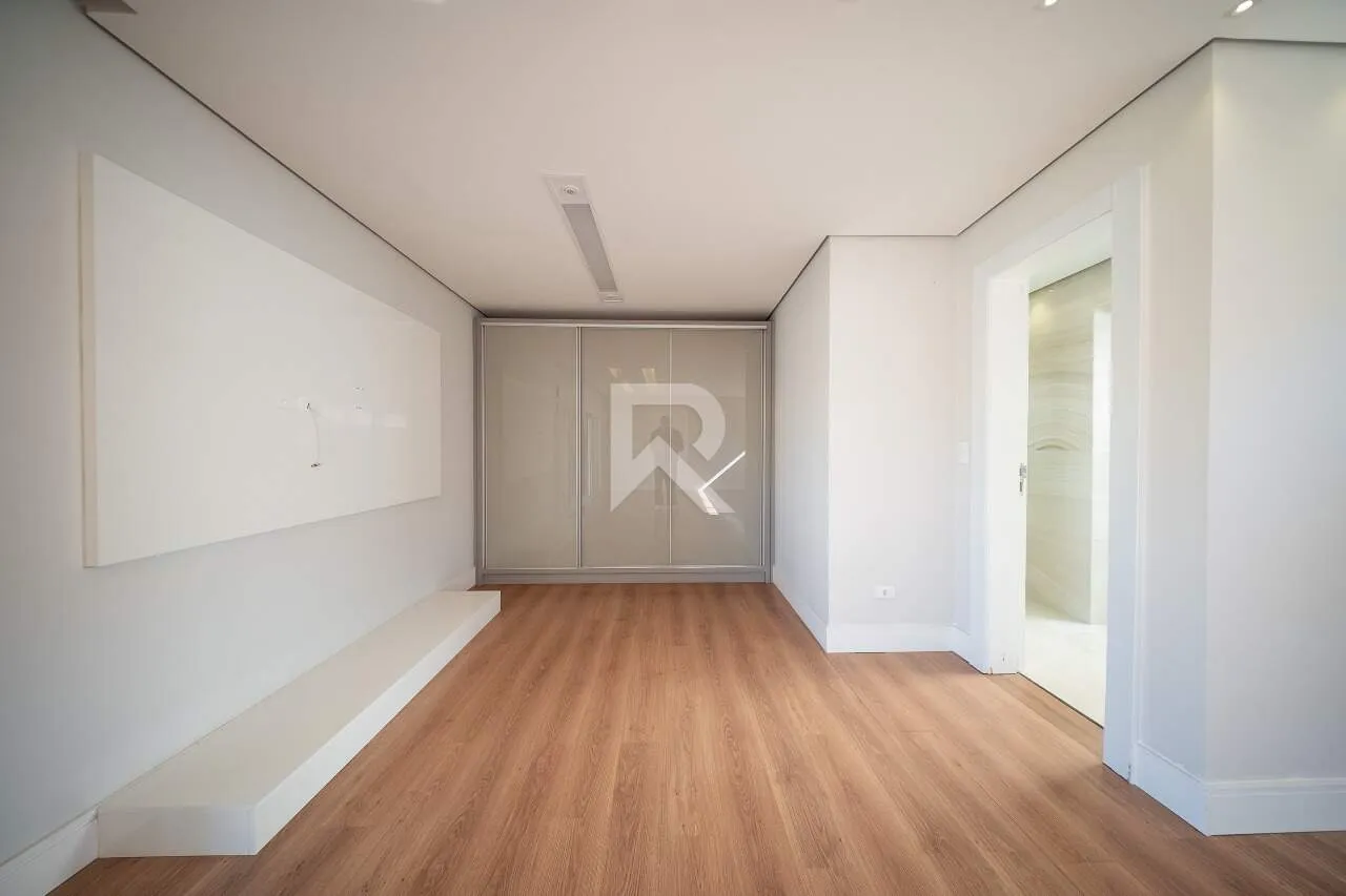 House, 441 m², with a private BBQ — photo 46
