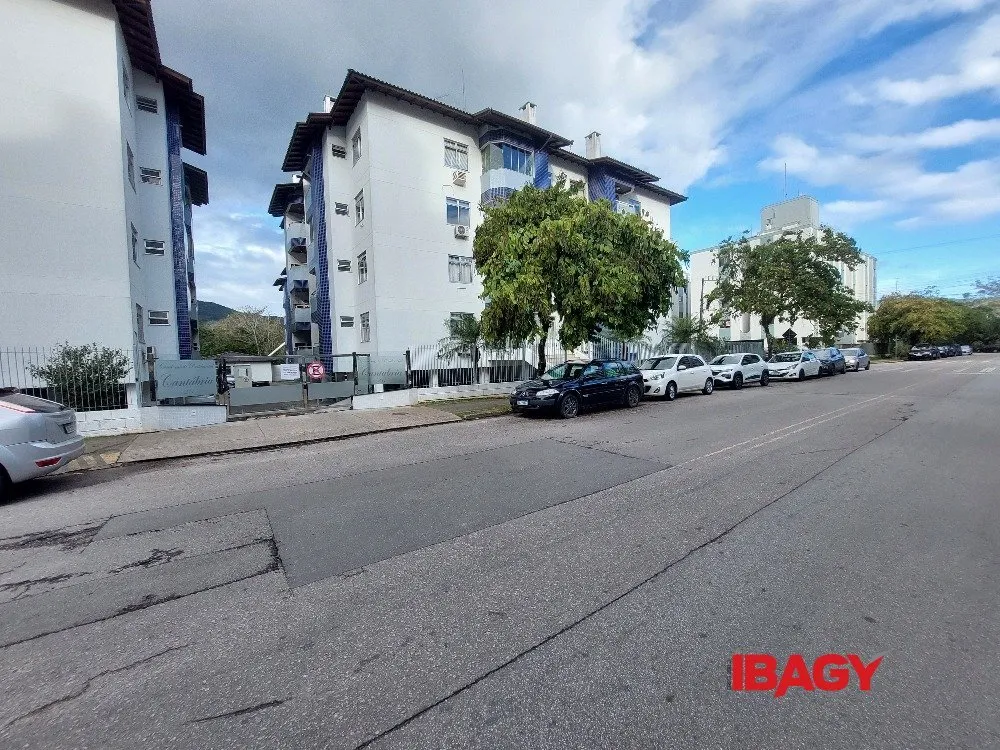 Меблированная квартира с 1 спальней, балконом и 50 м² — photo 21