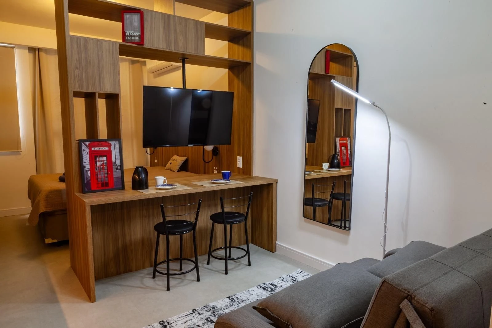 Furnished studio with 1 bedroom and private garden