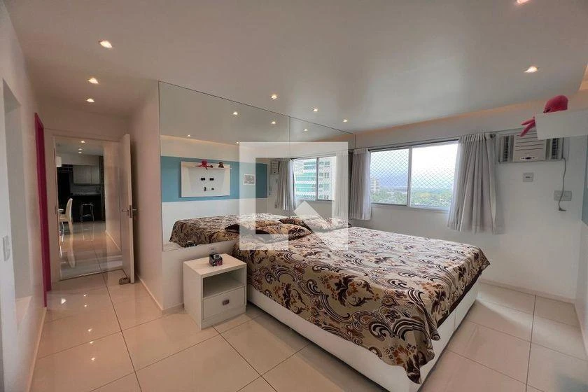 2-bedroom apartment in a building with a gym — photo 6