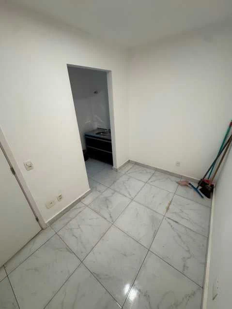 Apartamento de 1 dormitorio de 32 m² con baño en suite y 1 plaza — photo 17