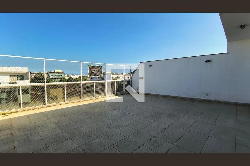 280 m² 4-bedroom apartment with en-suites and 2 parking — photo 6