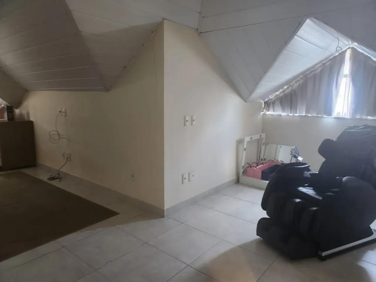 Casa mobiliada com 3 dormitórios e 2 banheiros — photo 32