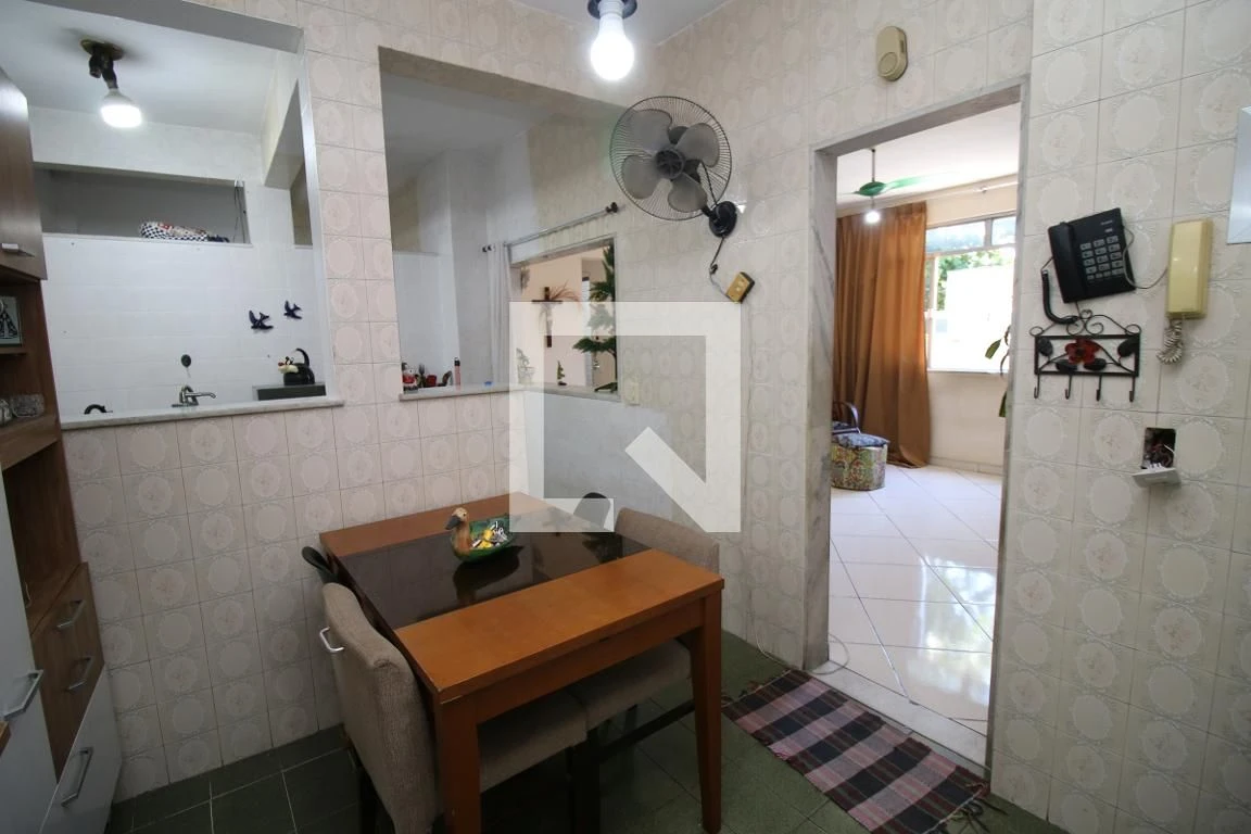 2-bedroom apartment with a home office — photo 25