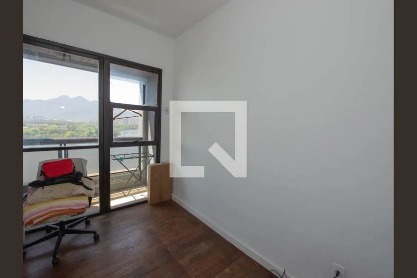 Furnished 2-bedroom apartment with view in 72 m² — photo 13