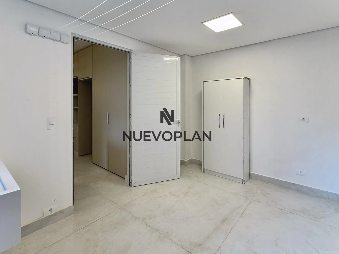 Apartment, 104 m², with a walk-in closet — photo 23