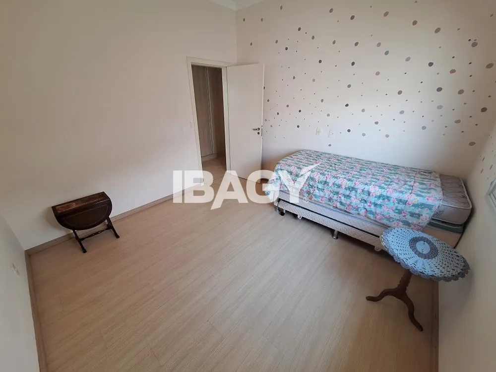 Furnished house with 3 bedrooms and a home office — photo 19