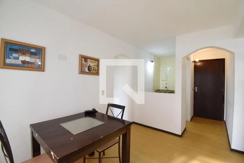 Apartamento amueblado de 2 dormitorios con balcón y BBQ — photo 2