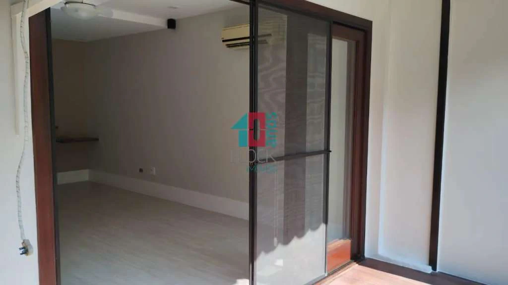 Casa de condomínio com 3 suítes e 200 m² — photo 23