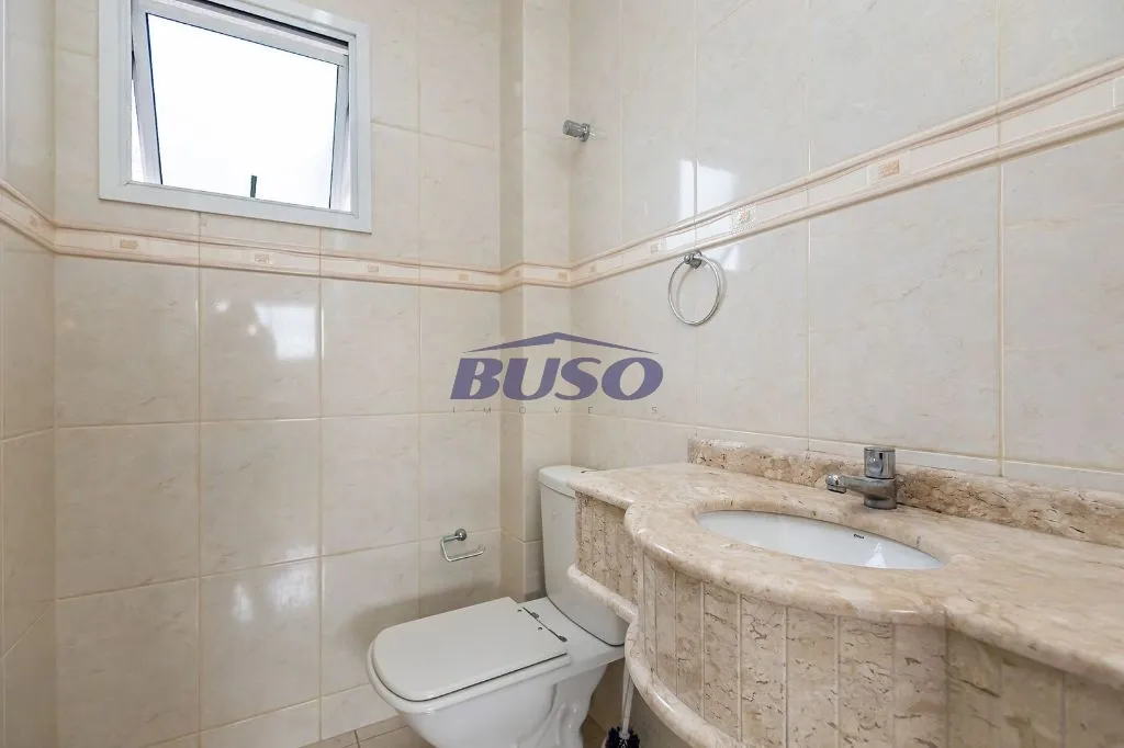3-bedroom house with 228 m², suite and 3 covered spots — photo 12