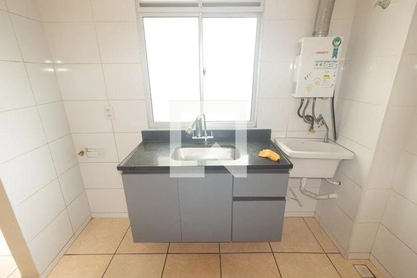 Apartamento de 2 quartos em condomínio com piscina — photo 31