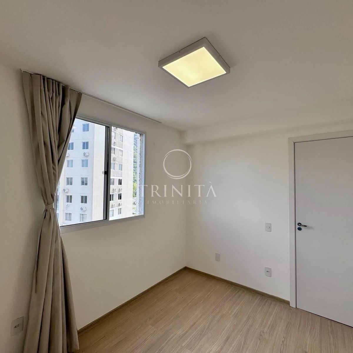 2-bedroom apartment with a mountain view in Rio de Janeiro — photo 27