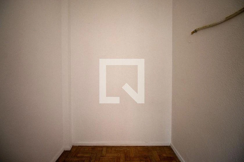Засклений балкон та 3 спальні: квартира 92 м² — photo 36