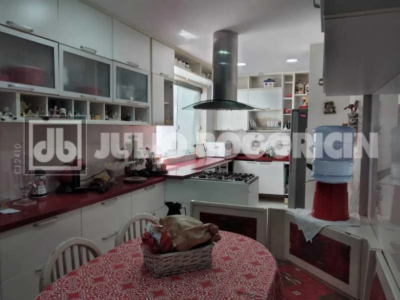 Apartamento amueblado de 4 dormitorios y 229 m² — photo 5