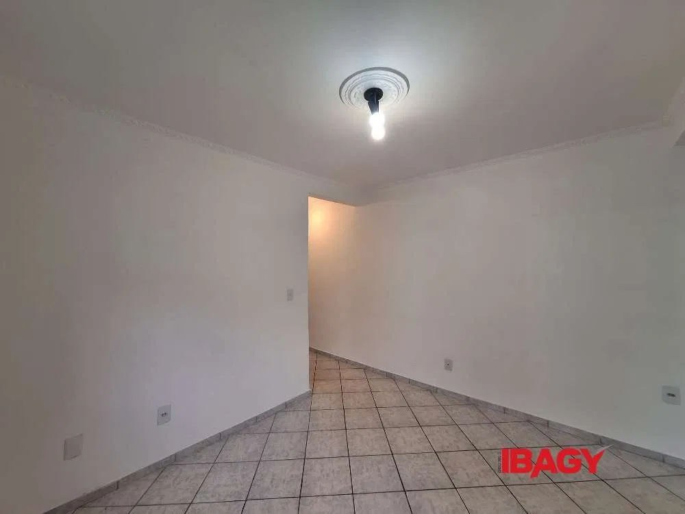 2-bedroom apartment, 43 m² — photo 13