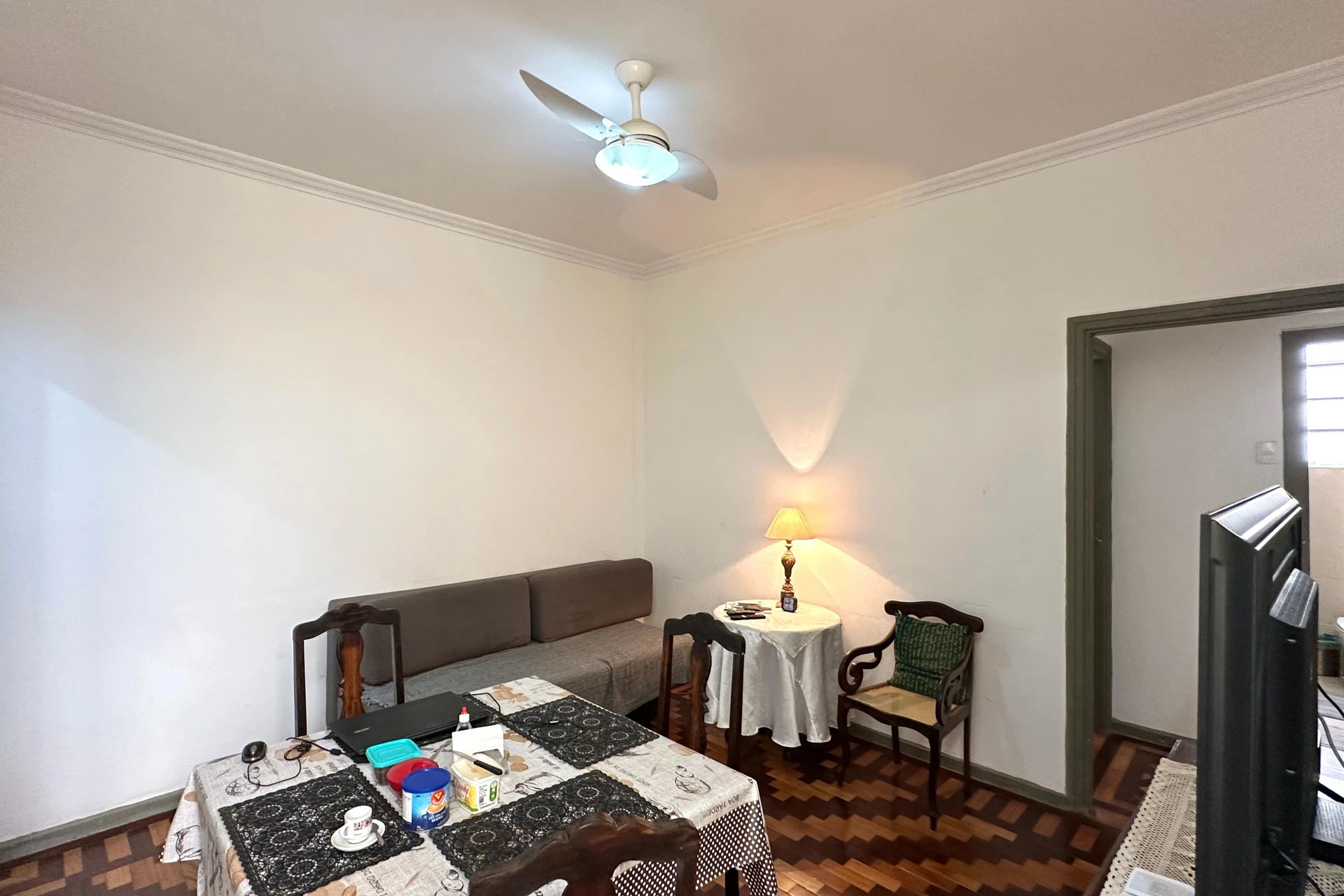 Furnished apartment with 3 bedrooms and a balcony — photo 8