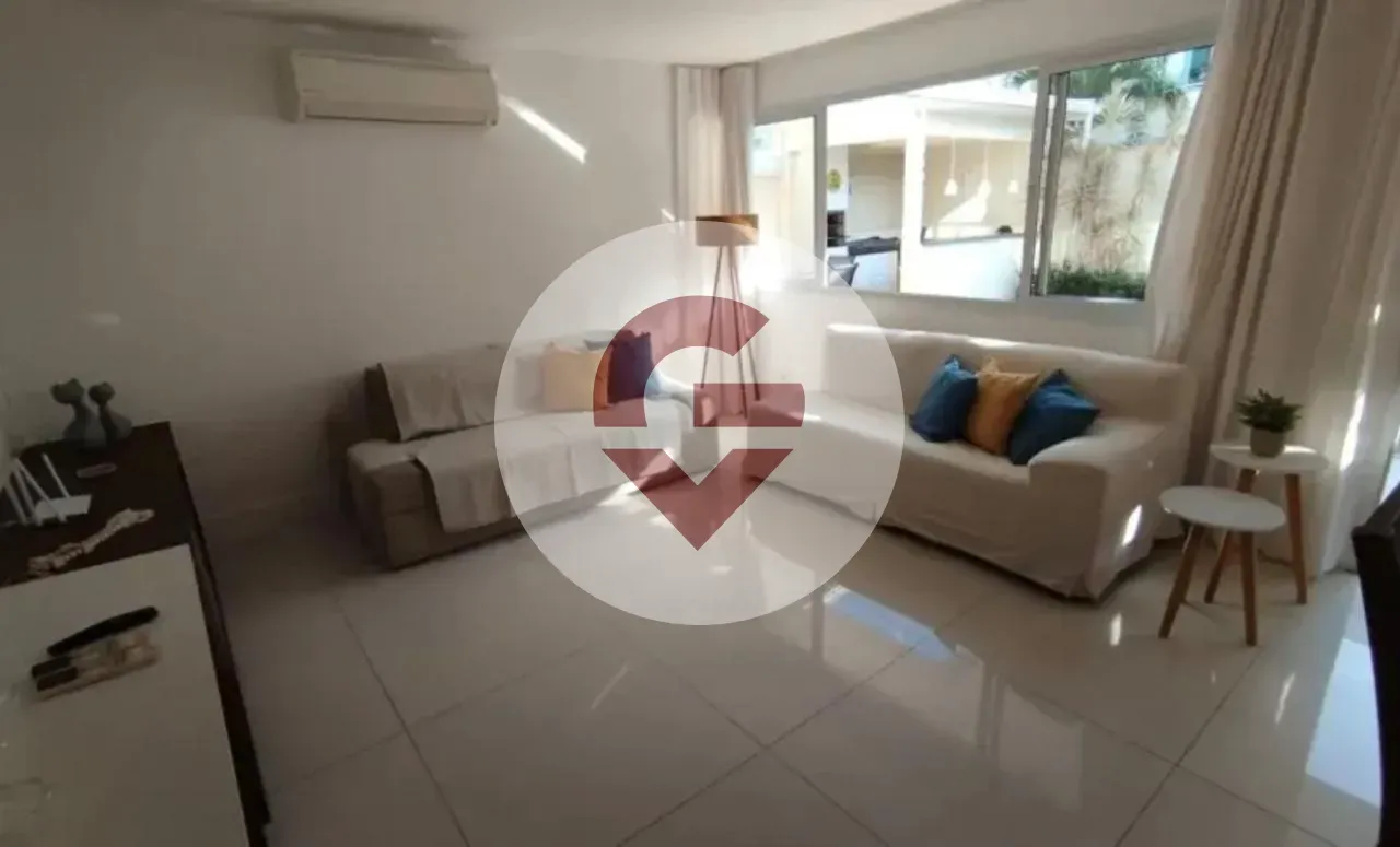 Casa de 220 m² com varanda gourmet e closet
