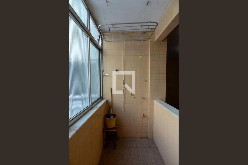 140 m² apartment with 4 bedrooms and 1 en-suite — photo 50