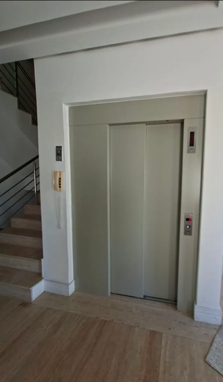 Furnished 1200 m² house with 5 suites and 7 bathrooms — photo 26